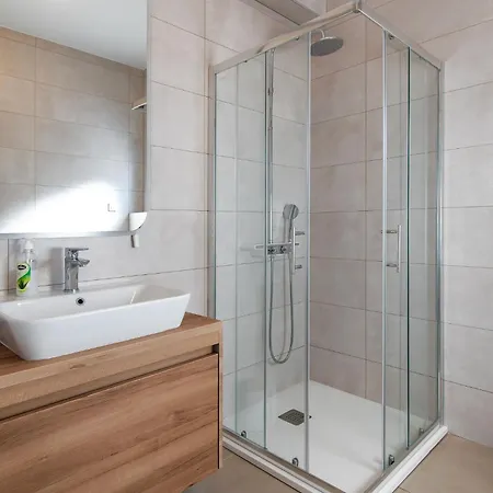 Sv. Josip Villa Srima