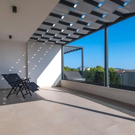 Sv. Josip Villa Srima